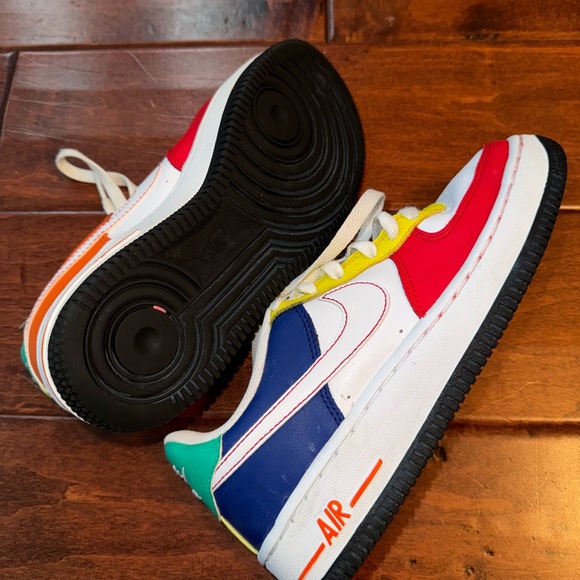 Nike Air Force One, kids size 3.5Y - Picture 3 of 6